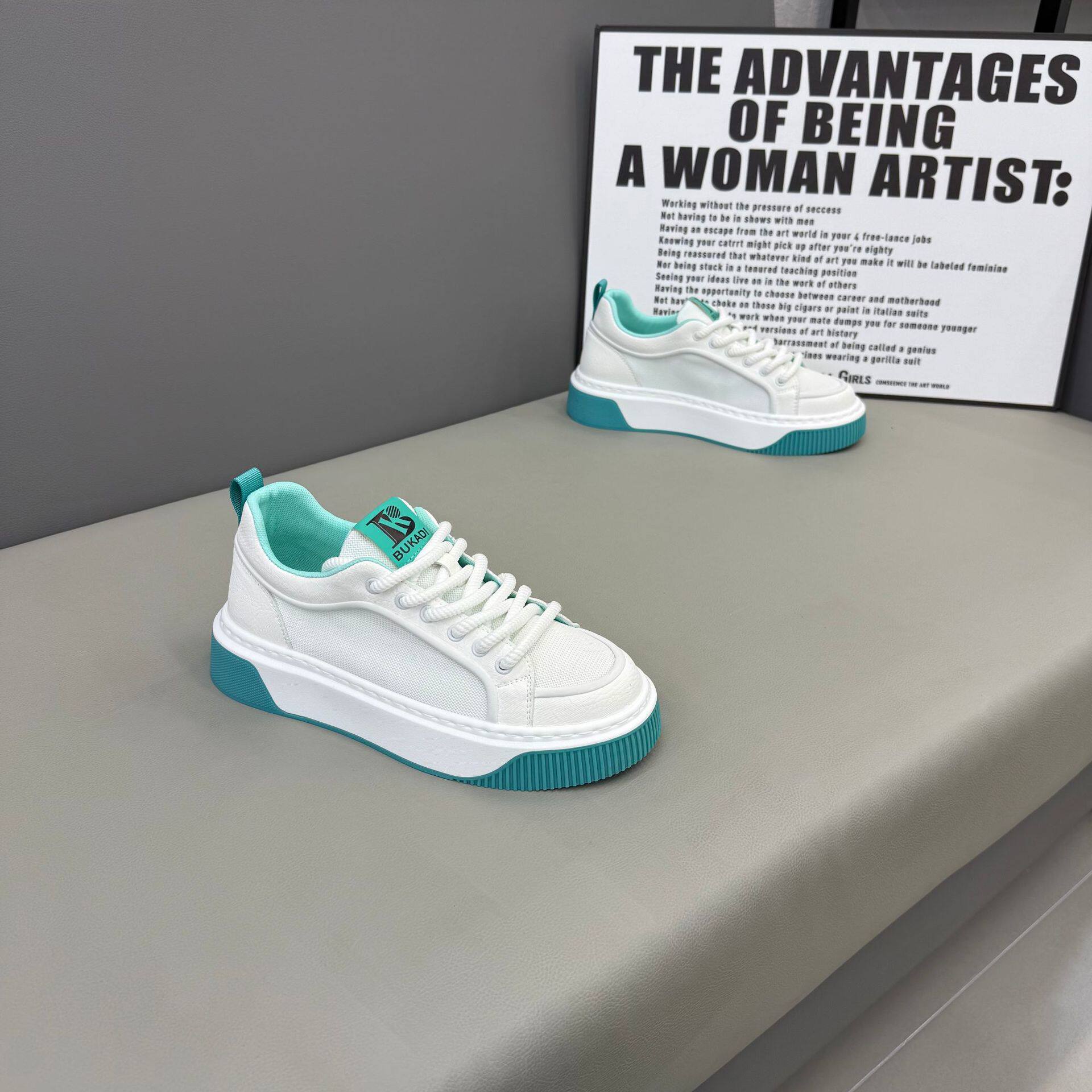 男鞋2025年春季新款透气休闲鞋舒适百搭低帮板鞋时尚男士潮鞋