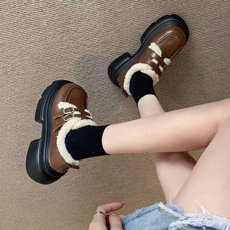 加厚玛丽珍鞋冬季加绒2025秋冬季鞋子复古皮带扣学院风百搭乐福鞋