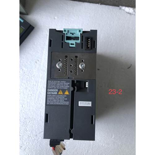 拆机西门子变频器6SL3210-1PE11-8UL1 0 55KW 实物拍摄