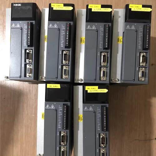 价9新信捷伺服驱动器 DS3L-21P5-PFA 1.5KW 现货质量保证实物拍摄