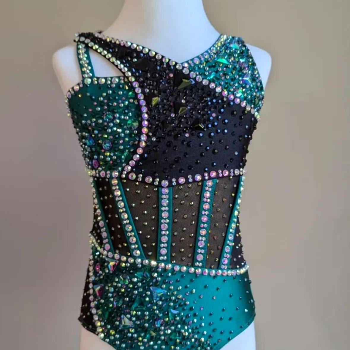 冰旋舞花样滑冰表演服