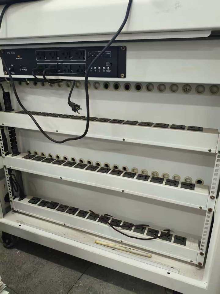 1月9日镇江特教中心一批废旧空调、冰柜、教学电脑、图书及办公家具（共计2358台/件/本）网络拍卖公告