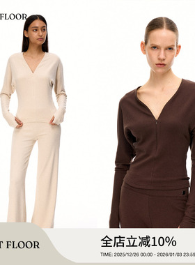 FIRSTFLOOR 云感亲肤独特袖口蝙蝠袖收腰剪裁V领隐藏拉链上衣女