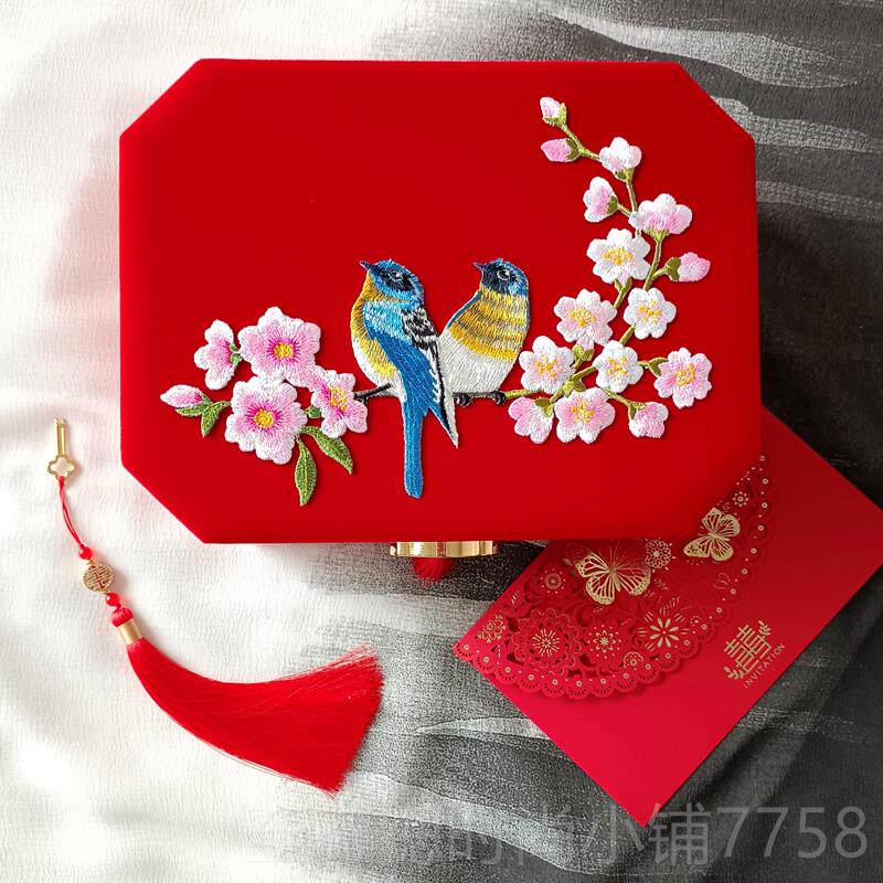 正品轻奢妆中式婚双礼嫁匣层绒布绣首饰盒带锁送女友闺蜜刺结婚礼