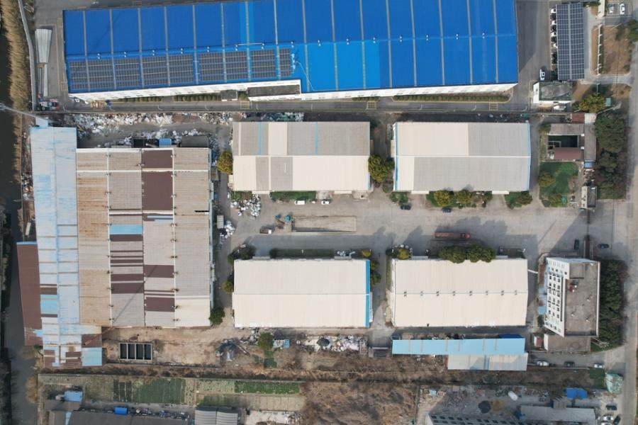 2月18日泰州塑料公司房地产、构筑物及附着物、机器设备、装饰装修等资产网络拍卖公告