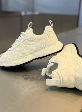 qn2025秋冬季新款皮面包底休闲鞋时尚百搭舒适高端轻奢运动鞋潮男