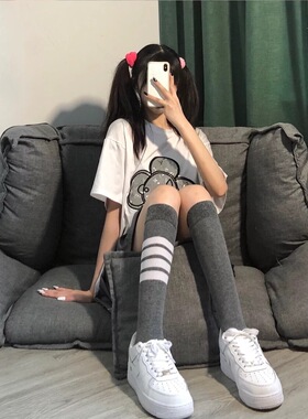 网红明星同款长袜女四杠及膝袜棉质小腿袜TB灰色学院风JK过膝袜子