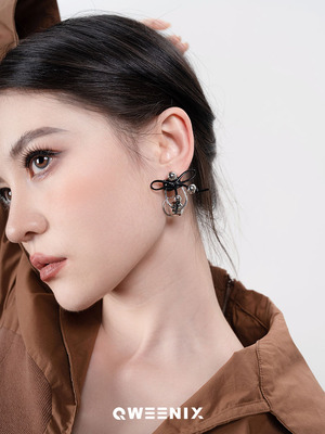 QWEENIX 原创线条耳钉高级感轻奢小众设计款个性2024新款潮酷风