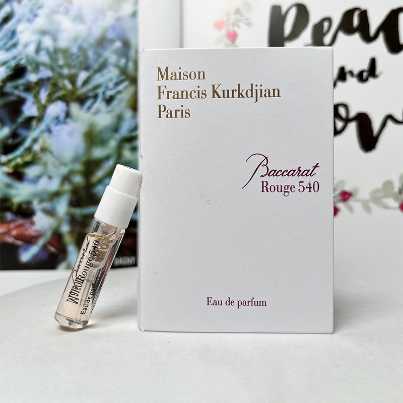 弗朗西斯百家乐晶红540香水小样