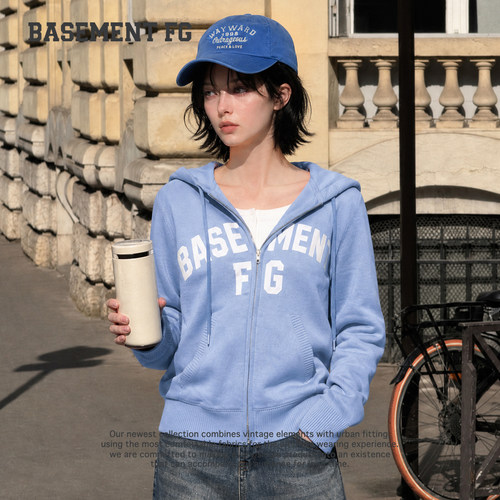 BASEMENTFG卫衣26秋冬新款休闲风字母印花连帽针织外套263080083