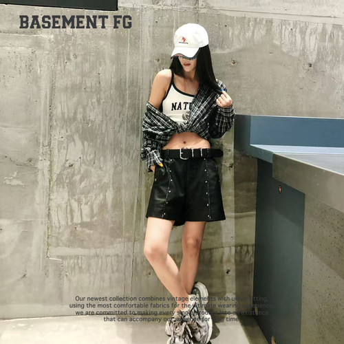 BASEMENTFG酷辣风皮裤女高腰显瘦铆钉装饰工装短裤266130001001