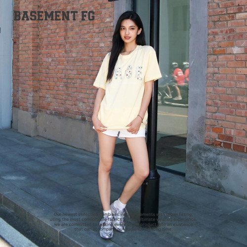 BASEMENTFG辣妹风短袖T恤女夏季大字母印花宽松上衣261020557046