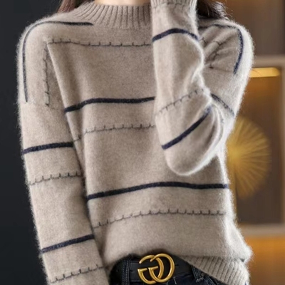 显瘦时尚毛衣女半高领