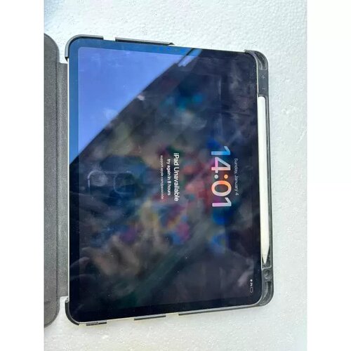 售前询价议价单位的A2228屏幕锁有ID配件机屏幕好，成色非常新，