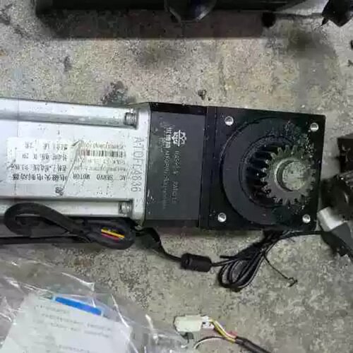 售前询价议价RAS90-5 优德利伺服马达 电磁失电制动器 实物拍摄维