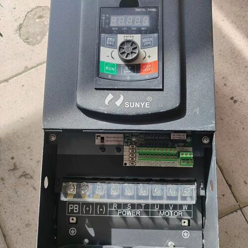 售前询价日业变频器CM530H-4T022GB/030PB