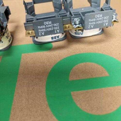 售前询价接触器线圈 A16 RB80 RB81 24V 50