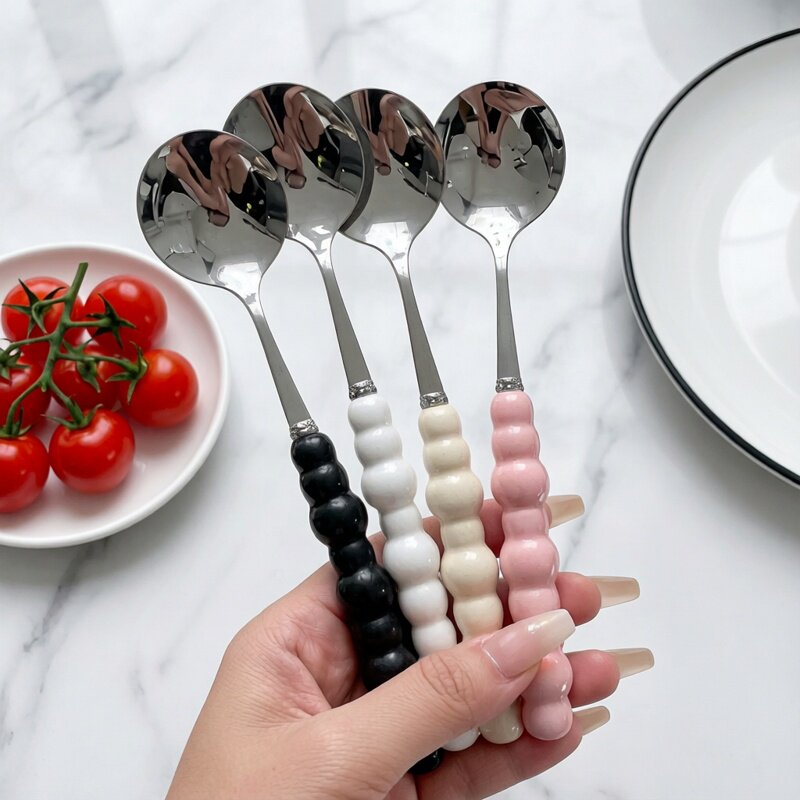 四色珍珠不锈钢勺子仿陶瓷手柄家用西餐餐勺高颜值耐高温圆勺调羹