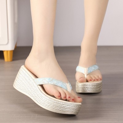 高颜值2025夏季时尚韩版厚底拖鞋松糕穿露女鞋洋气百搭外贸名族风