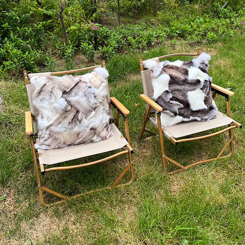 新款家居皮草靠垫软装靠枕沙发抱枕狐狸毛奢华高端皮毛一体靠垫