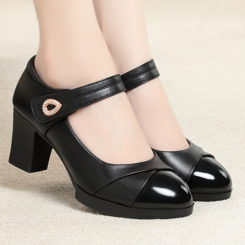 真皮妈妈鞋单鞋时尚高跟女士皮鞋中老年走秀鞋女跳舞鞋魔术贴女鞋