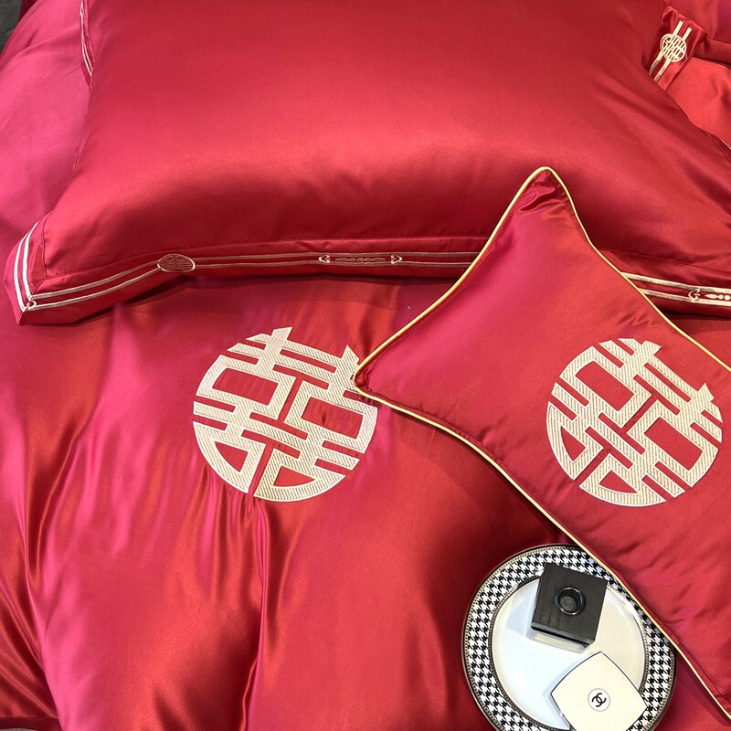 HIGH-END EMBROIDERY WEDDING FOUR-PIECE SET COTTON COTTON SIMPLE RED BED SHEET QUILT COVER CHINESE WEDDING BEDDING