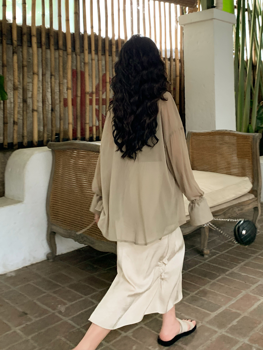 任小艺雪纺防晒衫夏季2023年新款薄款衬衫女设计感小众独特小上衣