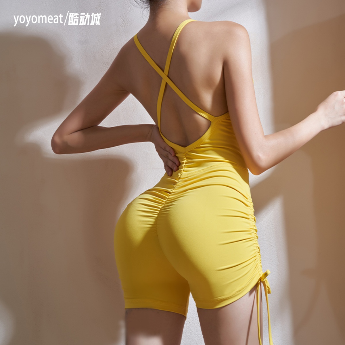 yoyomeat瑜伽短裤蜜桃臀紧身衣