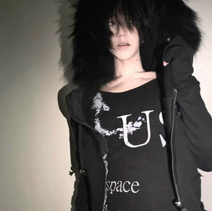 日系秋冬古早味视觉系面料升级大毛领短外套亚文化v系原宿LGB复刻