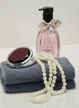 珍珠项链道具浴室柜卫生间小饰品