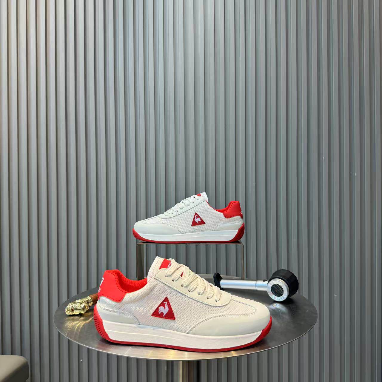 2025年春夏季新款青少年休闲鞋低帮舒适潮鞋透气时尚百搭系带男鞋