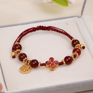 幸运四叶草天然红玛瑙纯银s925手链福牌手串可调节大小