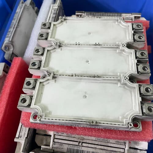 议价FS450R12KE3 FS450R12KE4 FS300R可维修