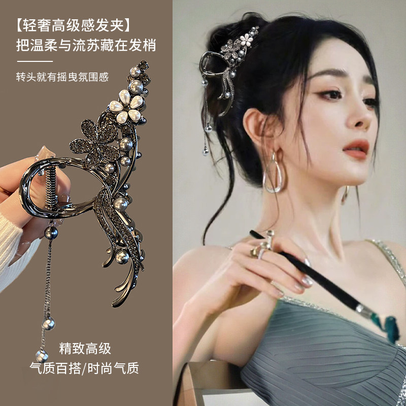 黑色高级感花朵发夹女士2026新款高级感长发盘发鲨鱼夹超好看发饰