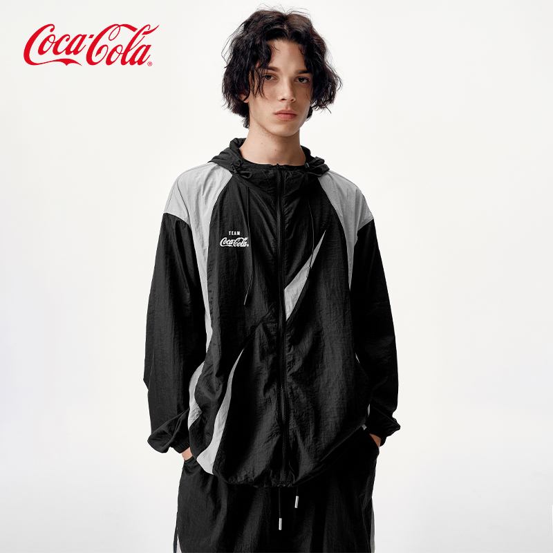Coca-Cola可口可乐连帽防晒服