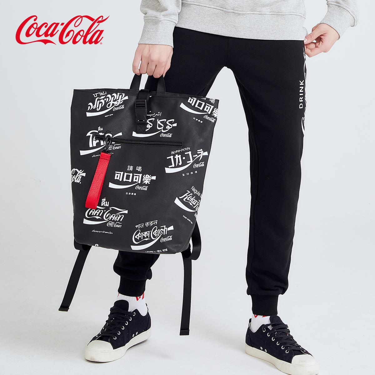 可口可乐防水双肩包官方