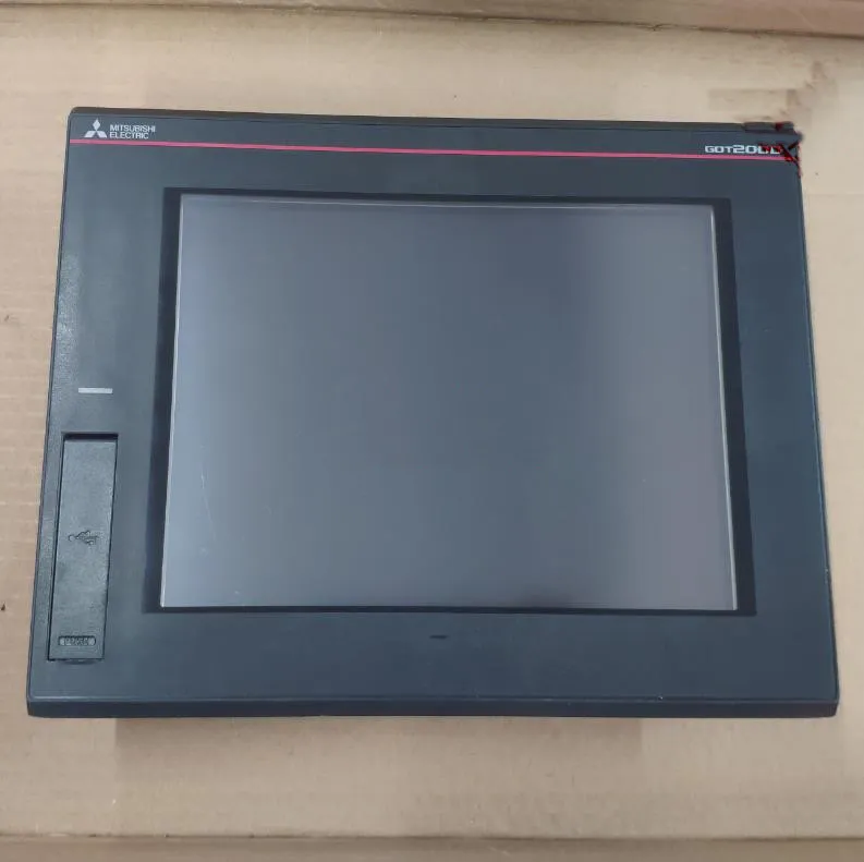 仪价GT2708-STBD三菱8.4寸黑色DC电源型触摸屏彩色液晶屏