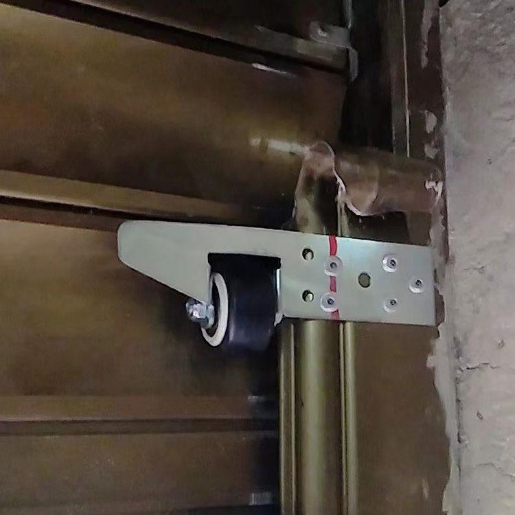 卷帘门配件滑轮电动门槽轮车库门轨道轮导向轮定位轮门帘片防刮轮