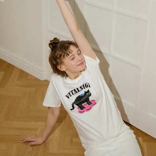 25夏款VITALSIGN韩国东大门纯棉百搭休闲宽松正肩小黑猫短袖T恤女