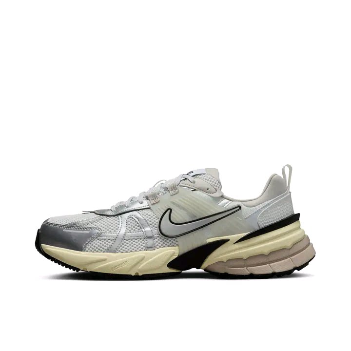 【朴孝敏同款】Nike V2K R HJ4497-100 M广东BB仓下单请看详情页F