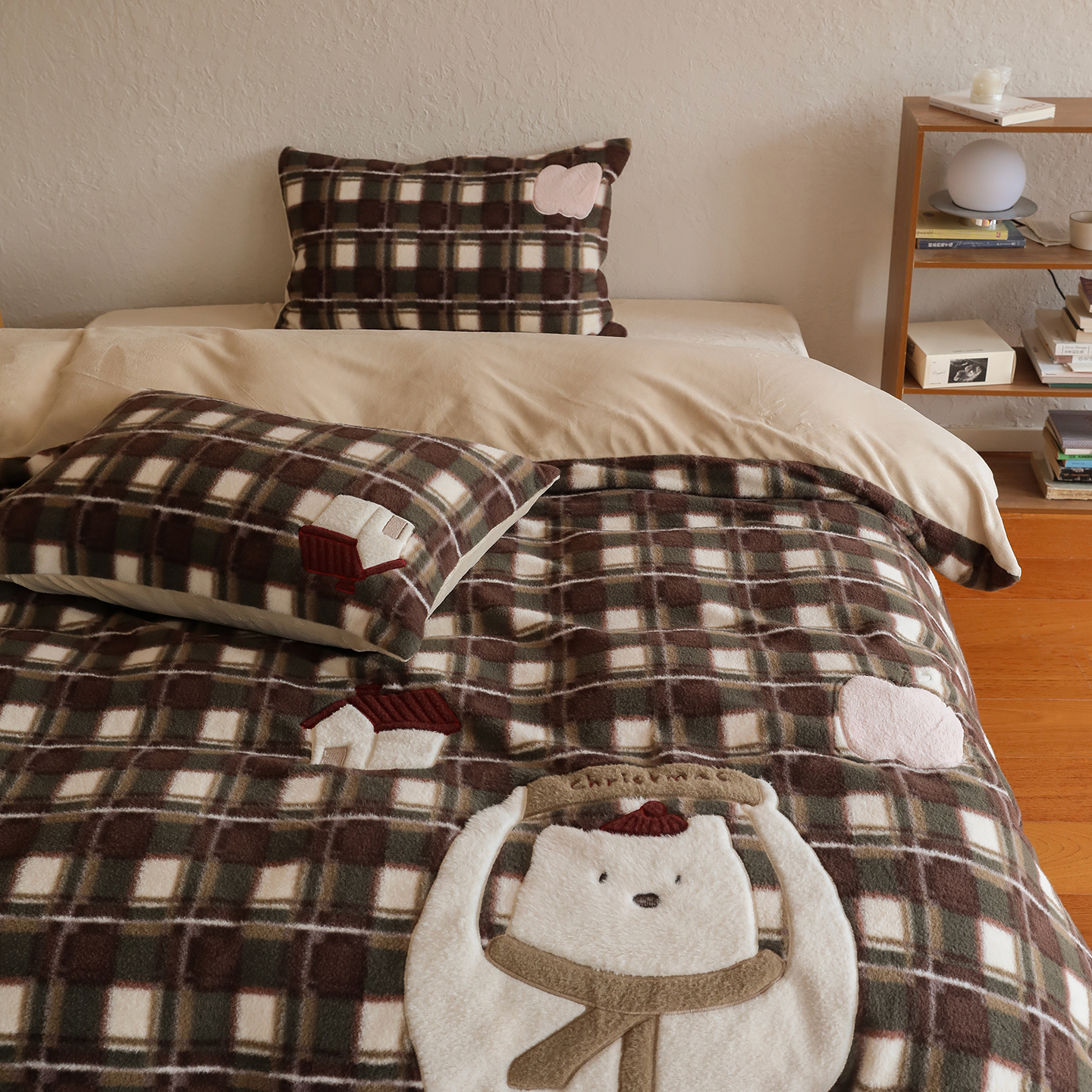 牛奶绒格子蓄热四件套