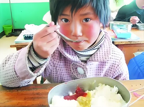 免费午餐 公益捐赠 山区孩子爱心营养午餐 慈善捐款