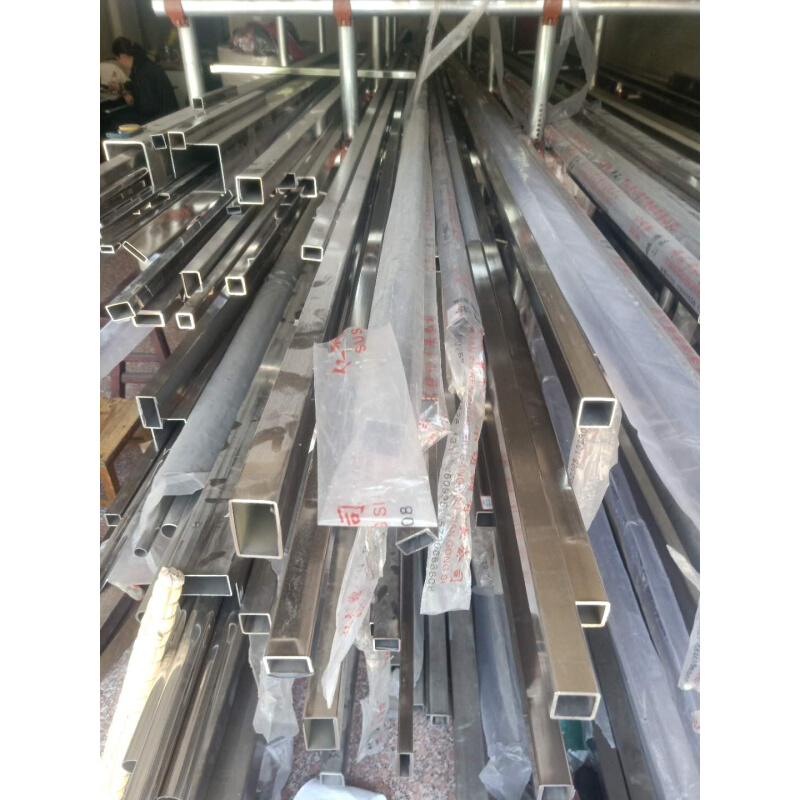 0 1不锈钢方管子矩形管材拉丝光亮管 空心卫生圆管激光装饰管