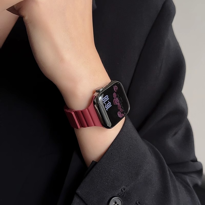 【小蛮腰】适用苹果手表s10硅胶磁吸表带小巧applewatch表带iwatch表带创意表链夏天款s9/8/7/6/se高级感女款