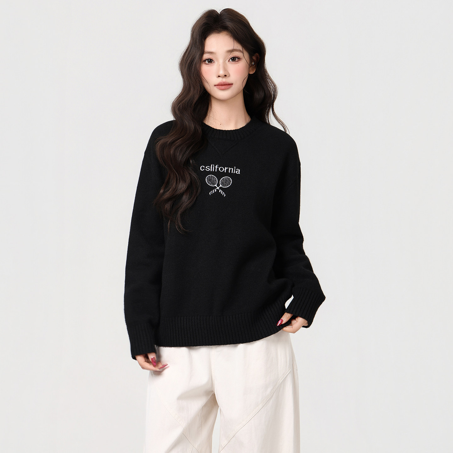 实拍实价黑色圆领提花软糯毛衣女秋冬季慵懒风宽松显瘦内搭针织衫