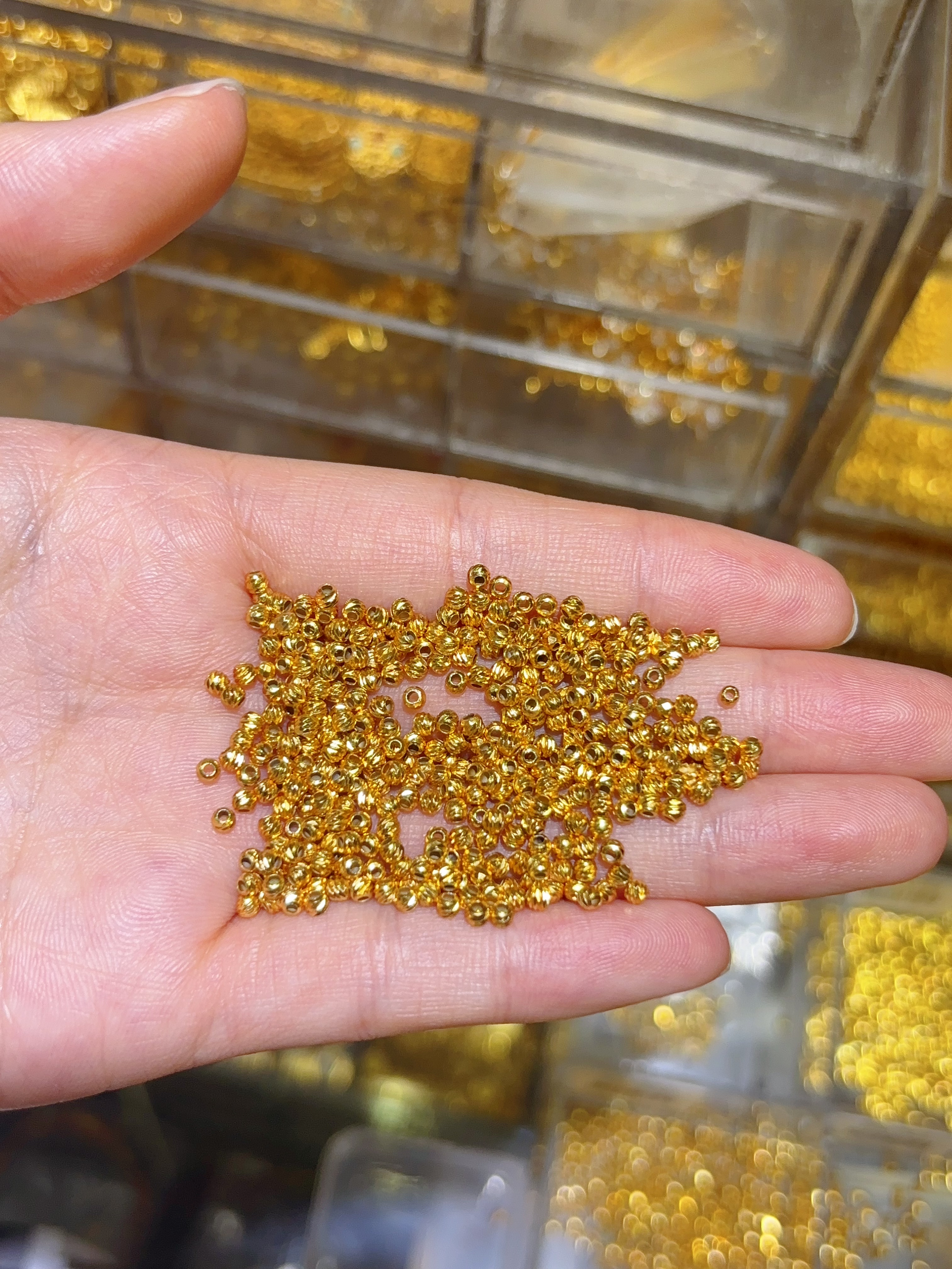 2.5mm斜刀珠1g（一克大约31个）图片
