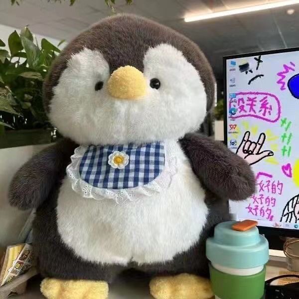 企鹅宝宝毛绒玩具玩偶布