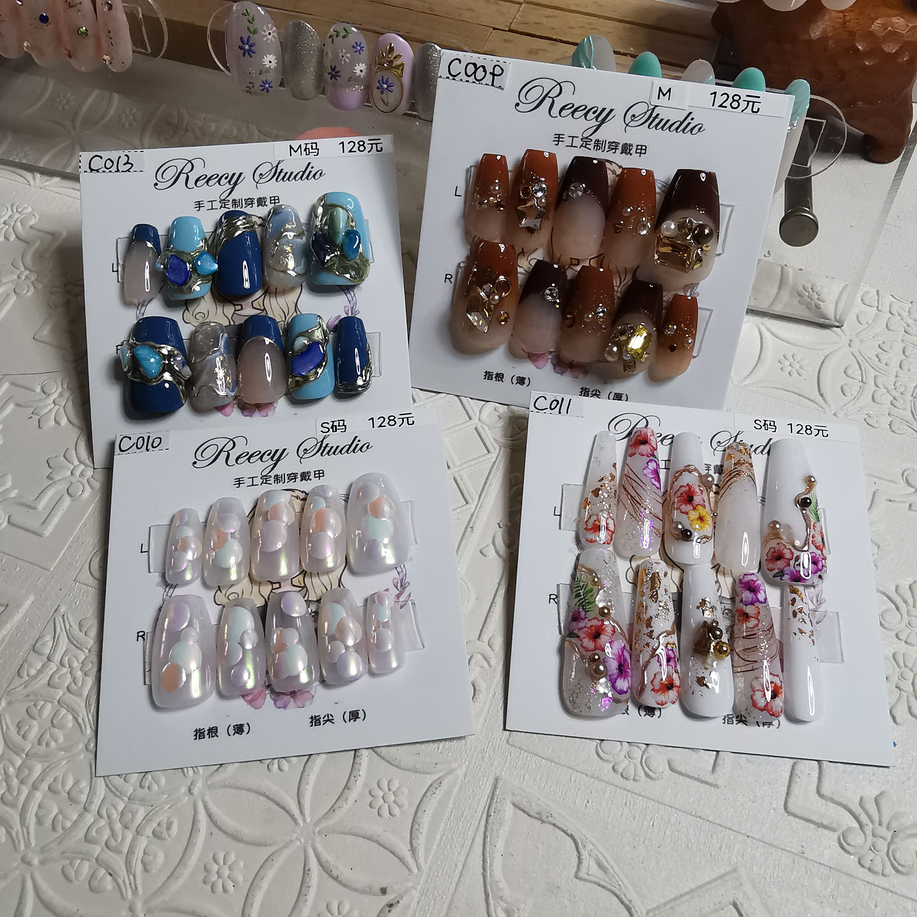 【Reecy手工穿戴甲】定制C区 手绘闪粉花卉极光美拉德色系穿戴甲