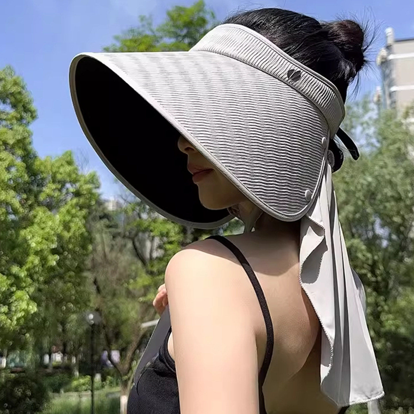 夏季防晒防紫外线遮阳帽女丝绒黑胶空顶帽子大帽檐披肩一体太阳帽