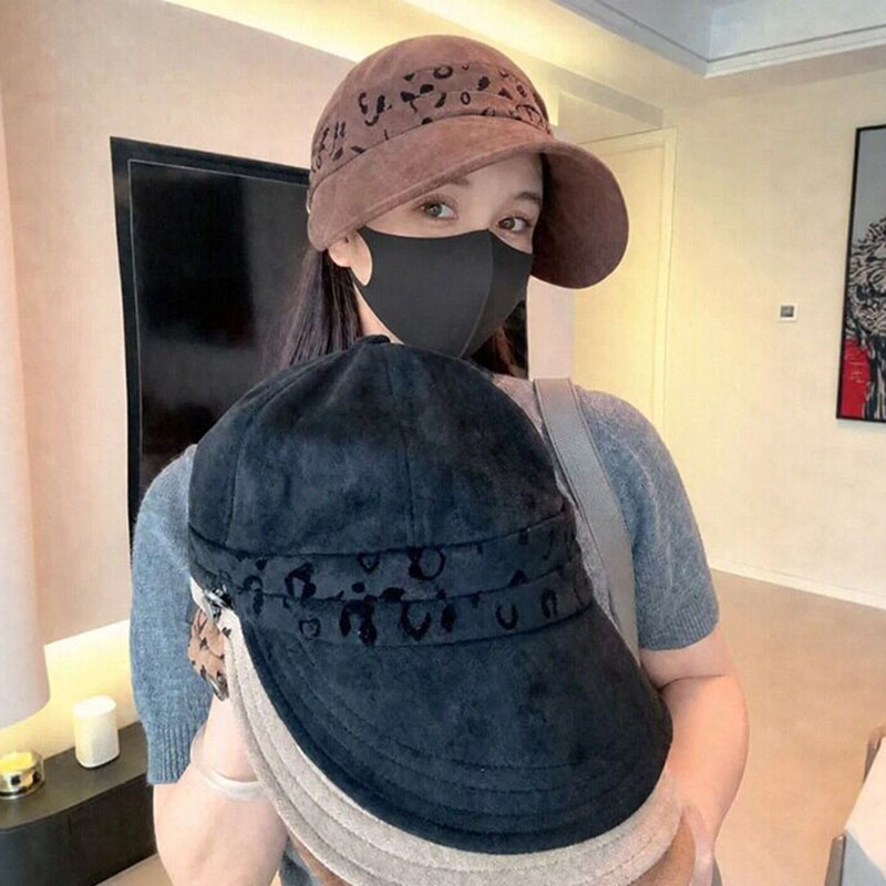 麂皮绒豹纹宽檐显脸小渔夫帽女